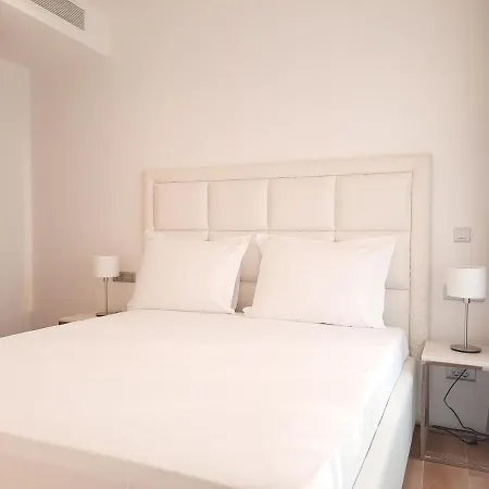 Demar 4*
