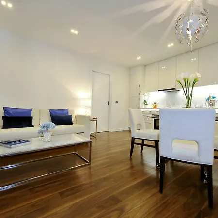 Demar & Dependance Bed & Breakfast 4*