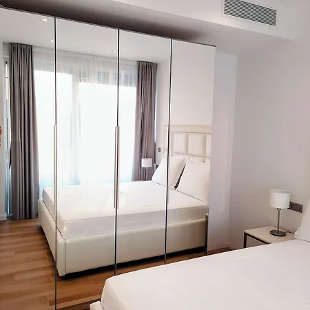 Demar & Dependance krevet i doručak 4*