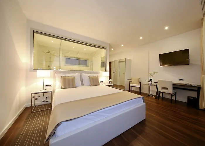 Demar & Dependance Bed & Breakfast 4*