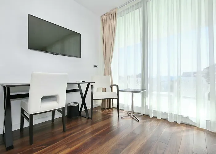 Demar & Dependance Задар