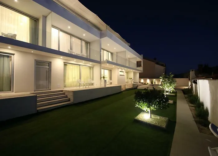 Bed & Breakfast Demar & Dependance 4*